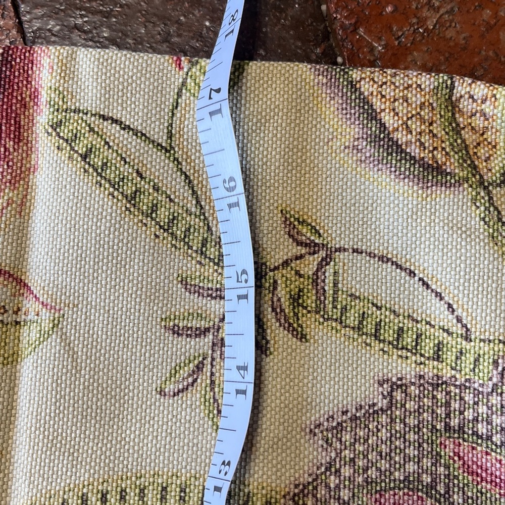 Vintage Pair of Jacobian print pillow covers with metal zipper closure - Picture 5 of 7